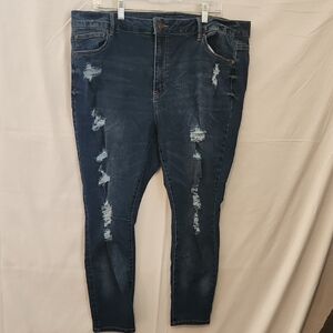 ⭐️ 3/$10⭐️ Distressed Denim Jeans